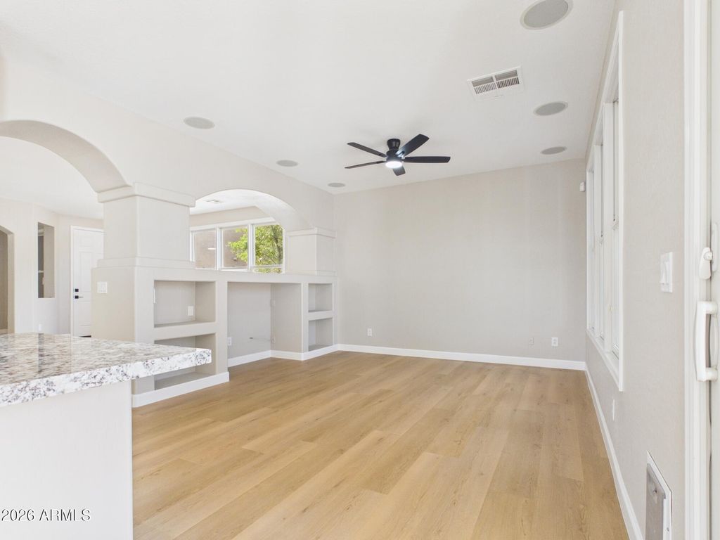 18298 W SMOKEY Drive, Surprise, AZ 85388 — photo 5