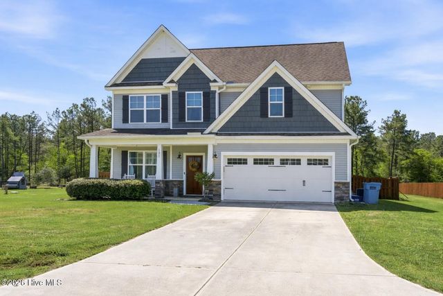 121 Cottle Court, Richlands, NC 28574