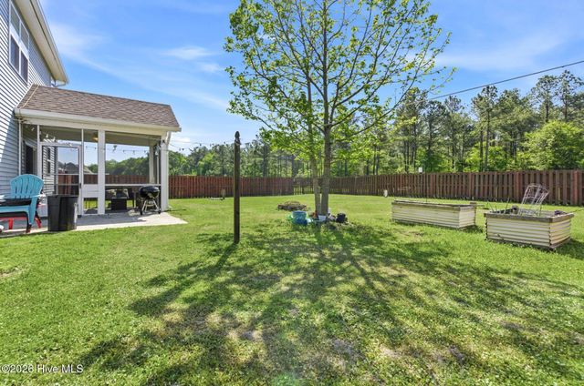 121 Cottle Court, Richlands, NC 28574