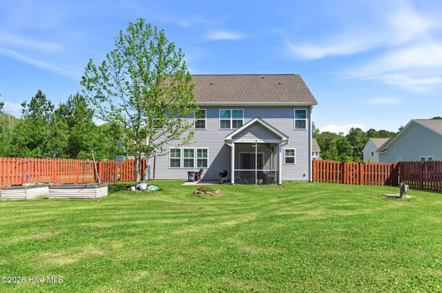 121 Cottle Court, Richlands, NC 28574