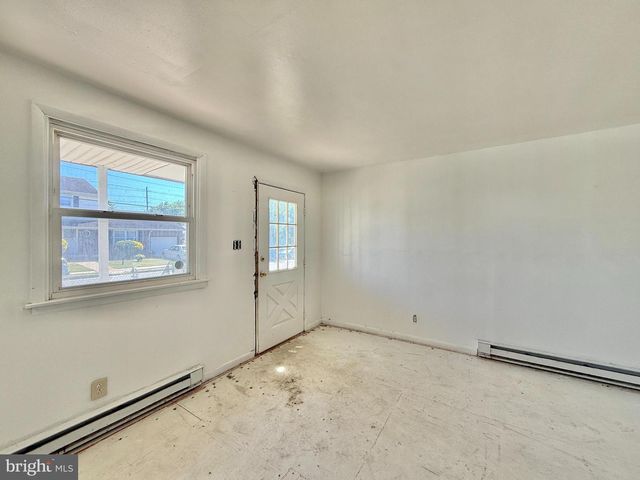 1621 EMERSON AVE, Atlantic City, NJ 08401