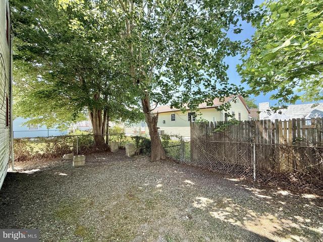 1621 EMERSON AVE, Atlantic City, NJ 08401
