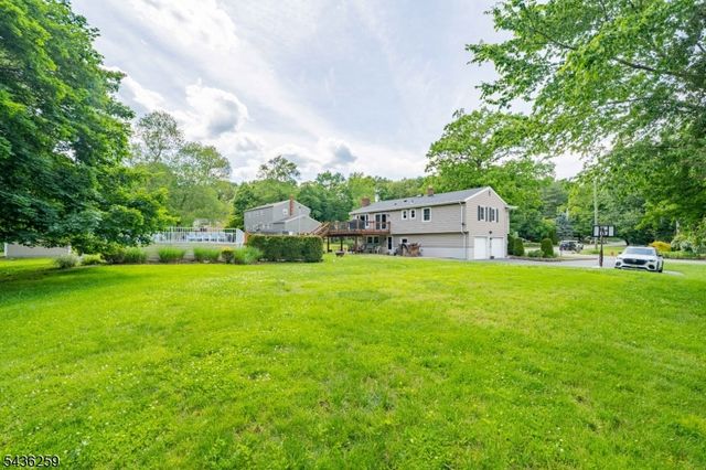 55 Marcia Rd, Ringwood Boro, NJ 07456