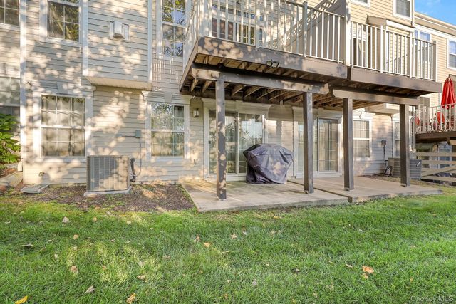 92 Barr Lane, Monroe, NY 10950