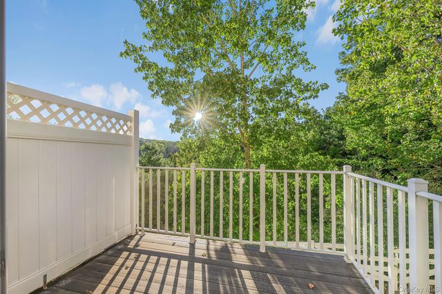 92 Barr Lane, Monroe, NY 10950