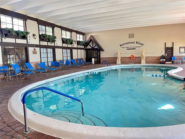 3740 Inverrary Dr 2N, Lauderhill, FL 33319