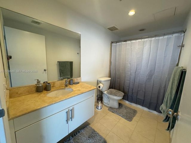 7929 W Dr 802 802, North Bay Village, FL 33141