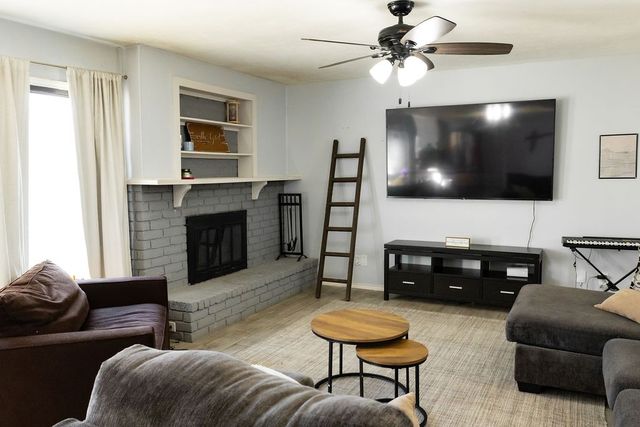 4712 Lemmon Court, The Colony, TX 75056