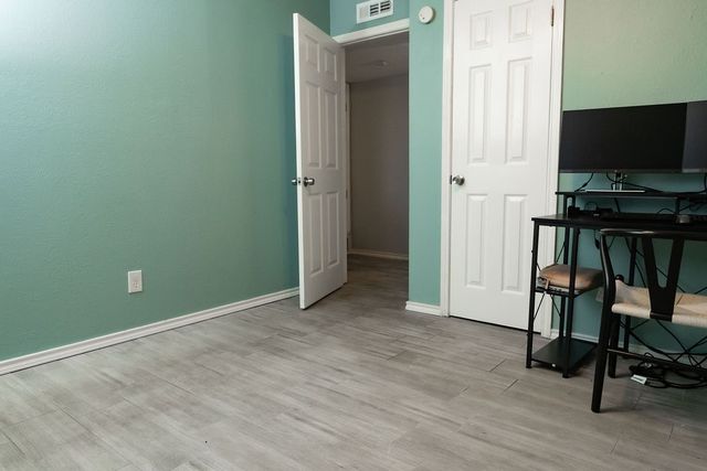 4712 Lemmon Court, The Colony, TX 75056