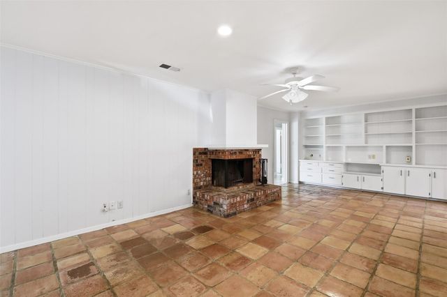 120 Caldwell Street, Baytown, TX 77520
