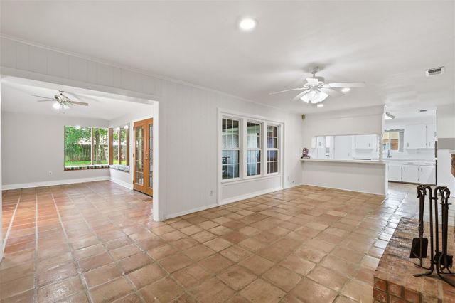 120 Caldwell Street, Baytown, TX 77520