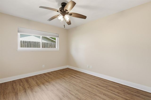 120 Caldwell Street, Baytown, TX 77520