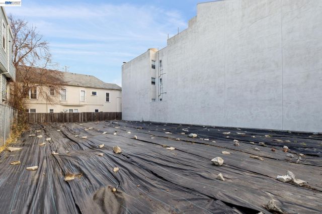 1217 Lincoln Avenue, Alameda, CA 94501