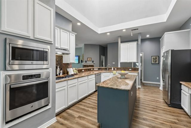 9809 Belfort Drive, Frisco, TX 75035