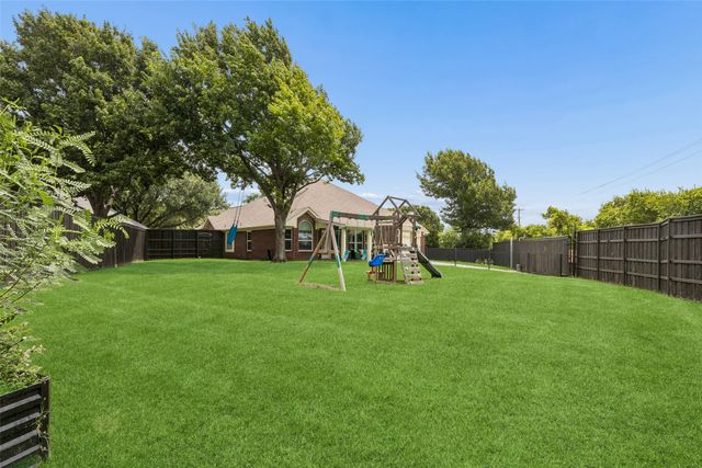 9809 Belfort Drive, Frisco, TX 75035