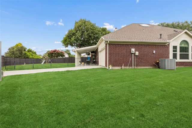 9809 Belfort Drive, Frisco, TX 75035
