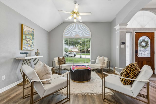 9809 Belfort Drive, Frisco, TX 75035