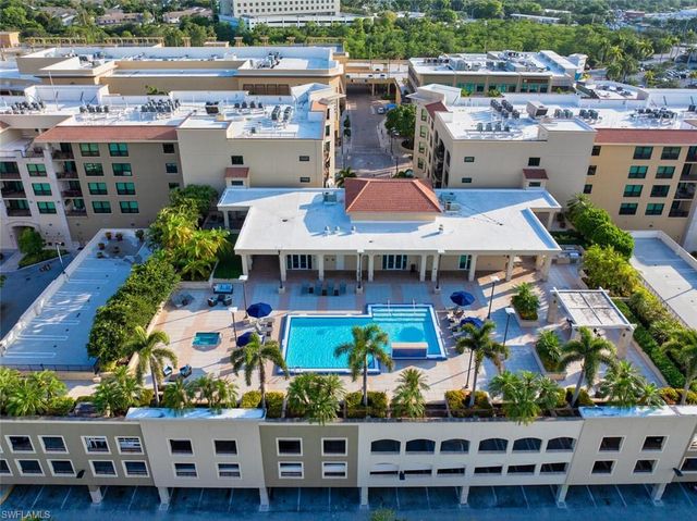 9115 Strada PL 5505, Naples, FL 34108