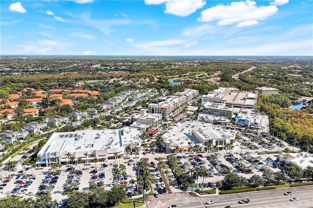 9115 Strada PL 5505, Naples, FL 34108