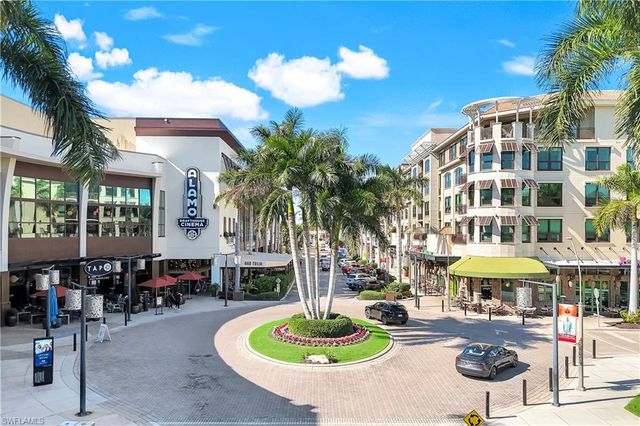 9115 Strada PL 5505, Naples, FL 34108