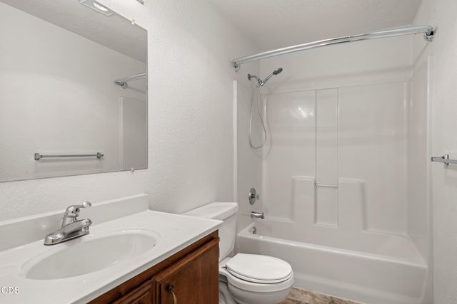 73 Eagle View Drive, Eagle Point, OR 97524