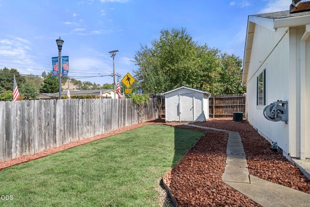 73 Eagle View Drive, Eagle Point, OR 97524