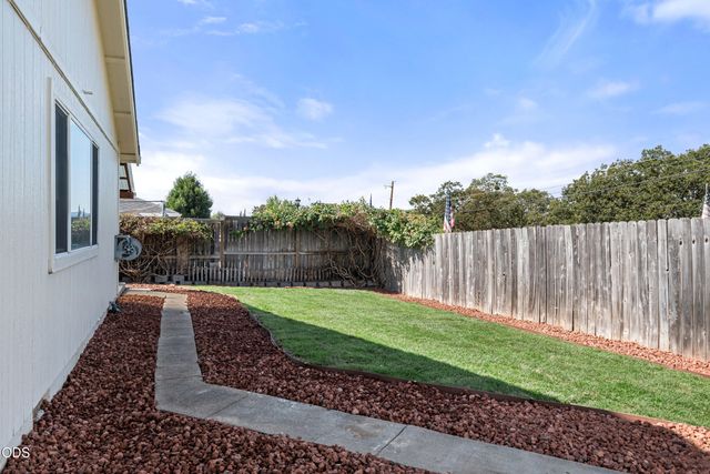 73 Eagle View Drive, Eagle Point, OR 97524