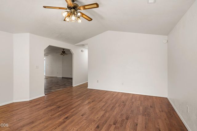 73 Eagle View Drive, Eagle Point, OR 97524
