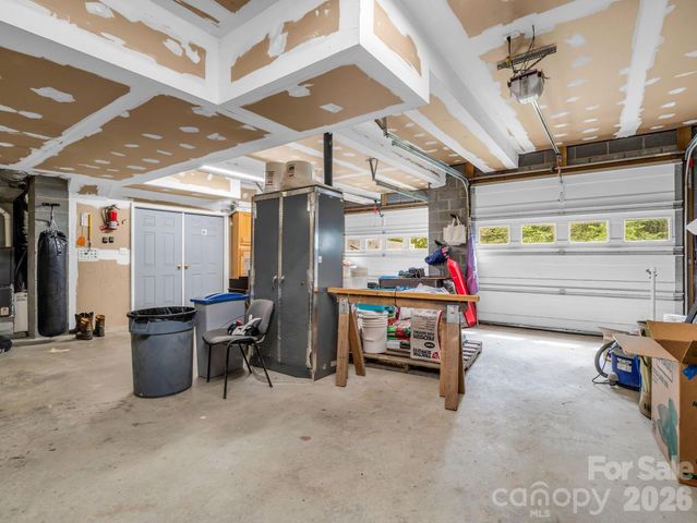 136 Limousine Lane, Pisgah Forest, NC 28768