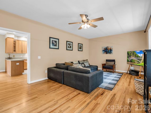 136 Limousine Lane, Pisgah Forest, NC 28768