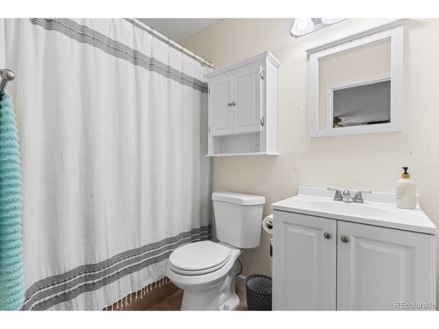 688 Coronado Dr, Sedalia, CO 80135