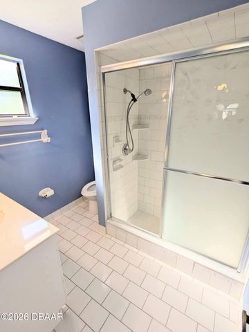 945 Bramble Bush Circle W, Port Orange, FL 32127