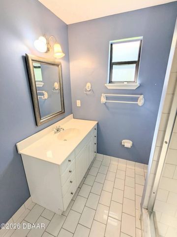 945 Bramble Bush Circle W, Port Orange, FL 32127