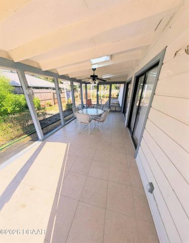 945 Bramble Bush Circle W, Port Orange, FL 32127