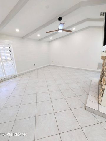 945 Bramble Bush Circle W, Port Orange, FL 32127