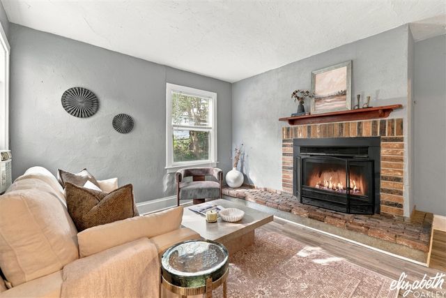 721 Lafayette Avenue, Grand Rapids, MI 49503