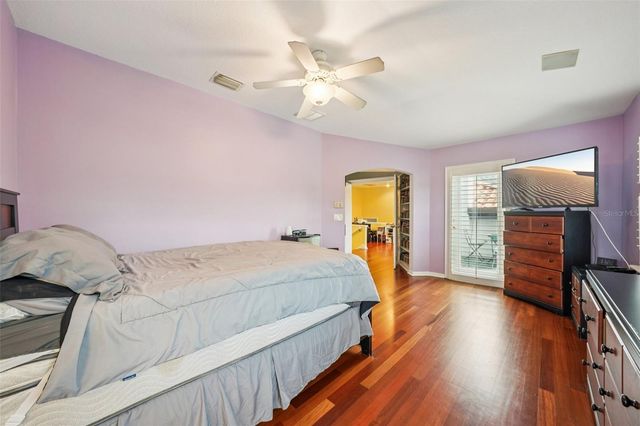 602 SEABREEZE COURT, Tampa, FL 33602