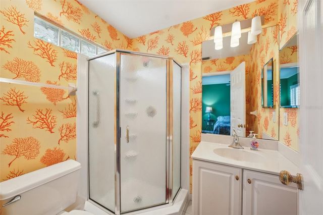 602 SEABREEZE COURT, Tampa, FL 33602