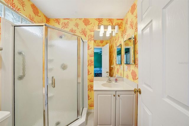 602 SEABREEZE COURT, Tampa, FL 33602