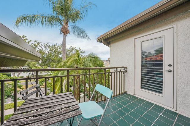 602 SEABREEZE COURT, Tampa, FL 33602