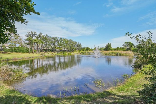 602 SEABREEZE COURT, Tampa, FL 33602