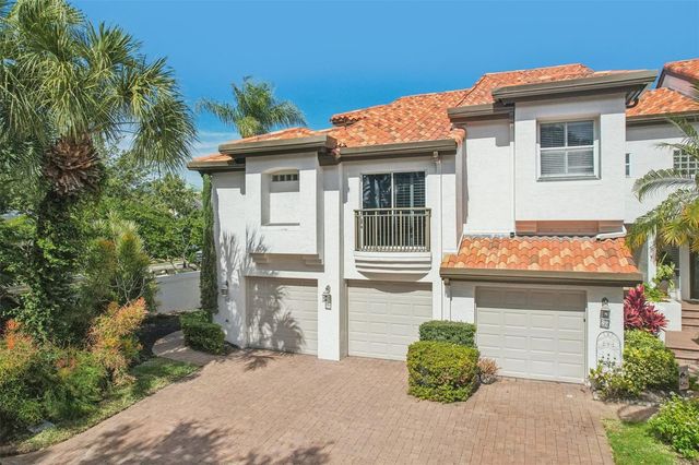 602 SEABREEZE COURT, Tampa, FL 33602