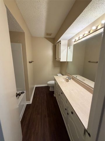 6506 Sayle Street B, Greenville, TX 75402