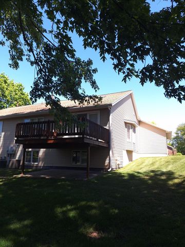4207 Redbush Drive SW, Grandville, MI 49418