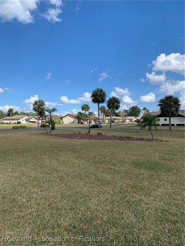 76 Venetian Parkway, Lake Placid, FL 33852