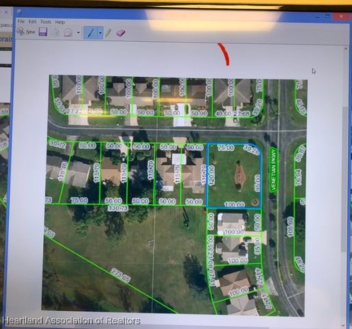 76 Venetian Parkway, Lake Placid, FL 33852