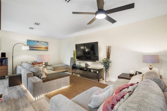 656 OLYMPIC DRIVE 17-3, Ocoee, FL 34761