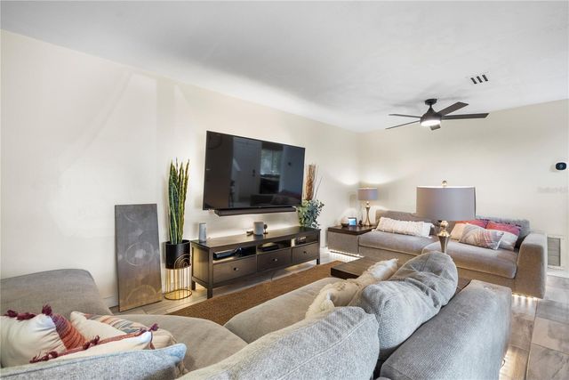 656 OLYMPIC DRIVE 17-3, Ocoee, FL 34761
