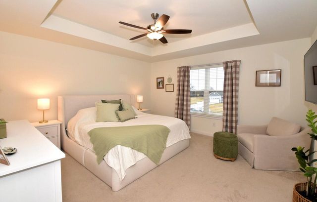 1870 Nottingham DRIVE, Union Grove, WI 53182