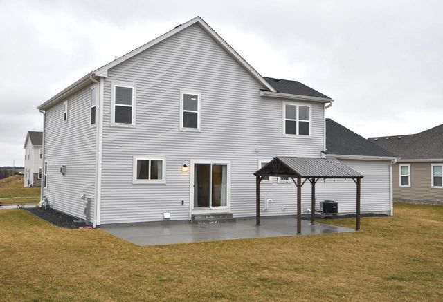 1870 Nottingham DRIVE, Union Grove, WI 53182